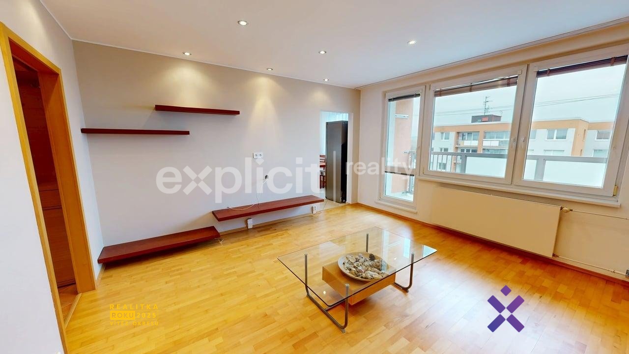 Tomáš Batík, Explicit reality, Pronájem bytu 3+1 68 m², Zlín