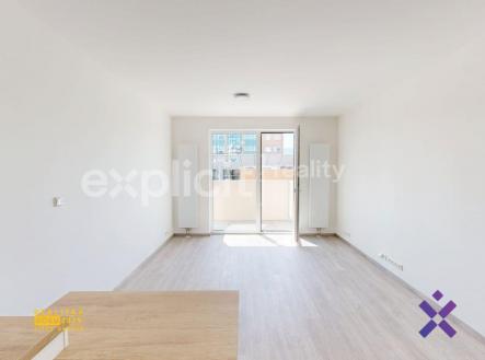 Nad-Tomáš Batík, Explicit reality, Pronájem bytu 1+kk, 34 m², Nad Stráněmi - Zlín-7322-04072026_1030 | Pronájem bytu, 1+kk, 34 m²