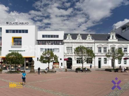 Pronajem-Prodejny-ve-Zlatem-Jablku-55m2-Katerina-Sulcova-Explicit-reality-Pronajem-prodejna-komercni | Pronájem - obchodní prostor, 55 m²