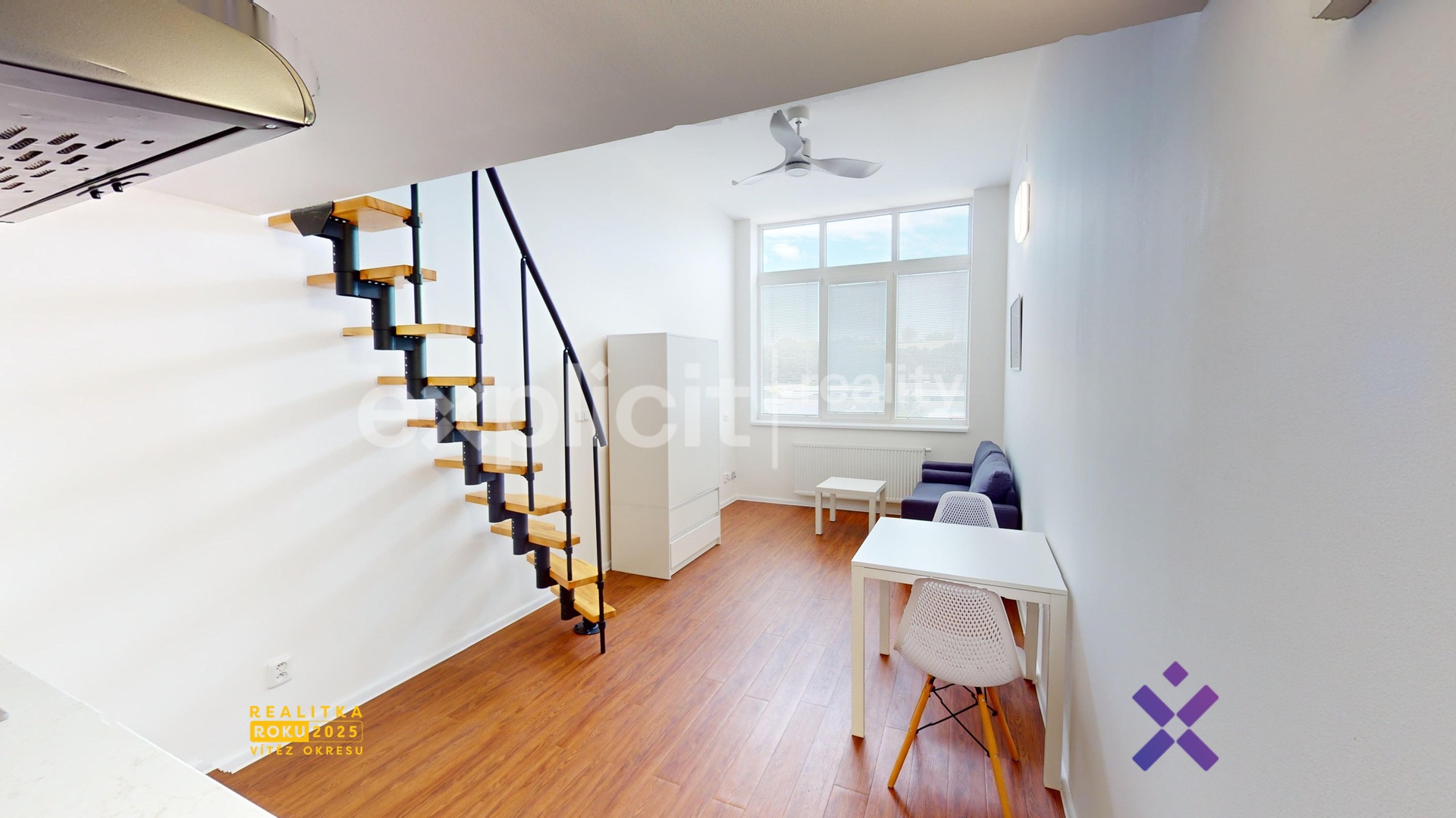 Pronájem ateliéru 1+kk, 29 m² - Zlín (Loft)