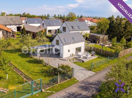 Alice Nováková Explicit Reality Pozemek Zahnašovice1a | Prodej - pozemek pro bydlení, 580 m²