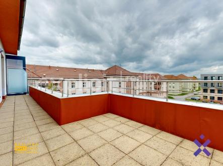 Filip Hladiš realitní makléř Pronájem bytu 2+kk 72 m² s terasou 21 m², Uherské Hradiště | Pronájem bytu, 2+kk, 72 m²