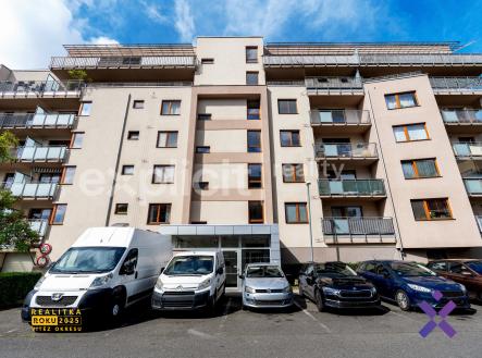1 (2) | Prodej bytu, 2+kk, 58 m²