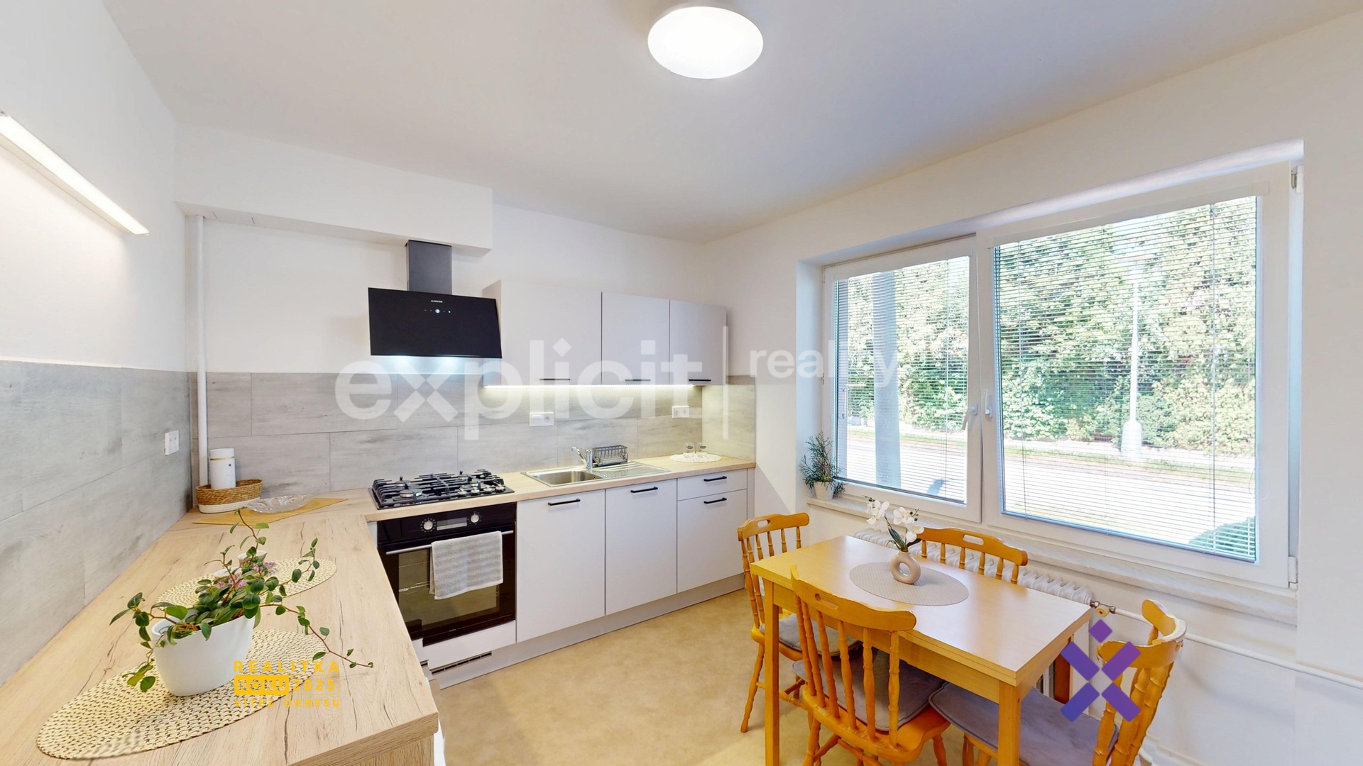 Pronájem bytu 2+1 82 m² - Bedřicha Smetany 1532, Uherský Brod
