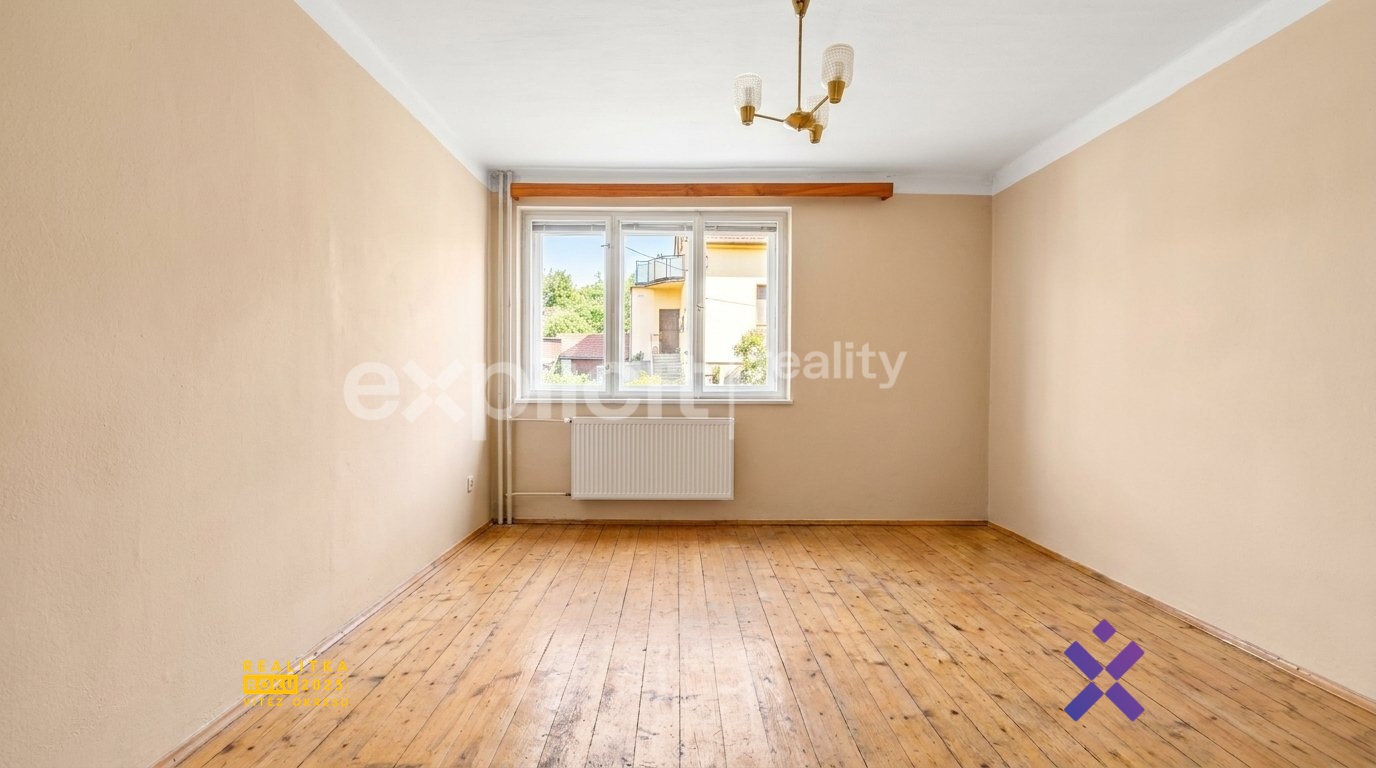 Prodej rodinného domu 122 m², pozemek 1 312 m² - Hradčovice 231