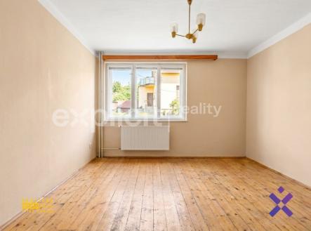 Prodej rodinného domu 122 m², pozemek 1 312 m² - Hradčovice 231 | Prodej - dům/vila, 122 m²