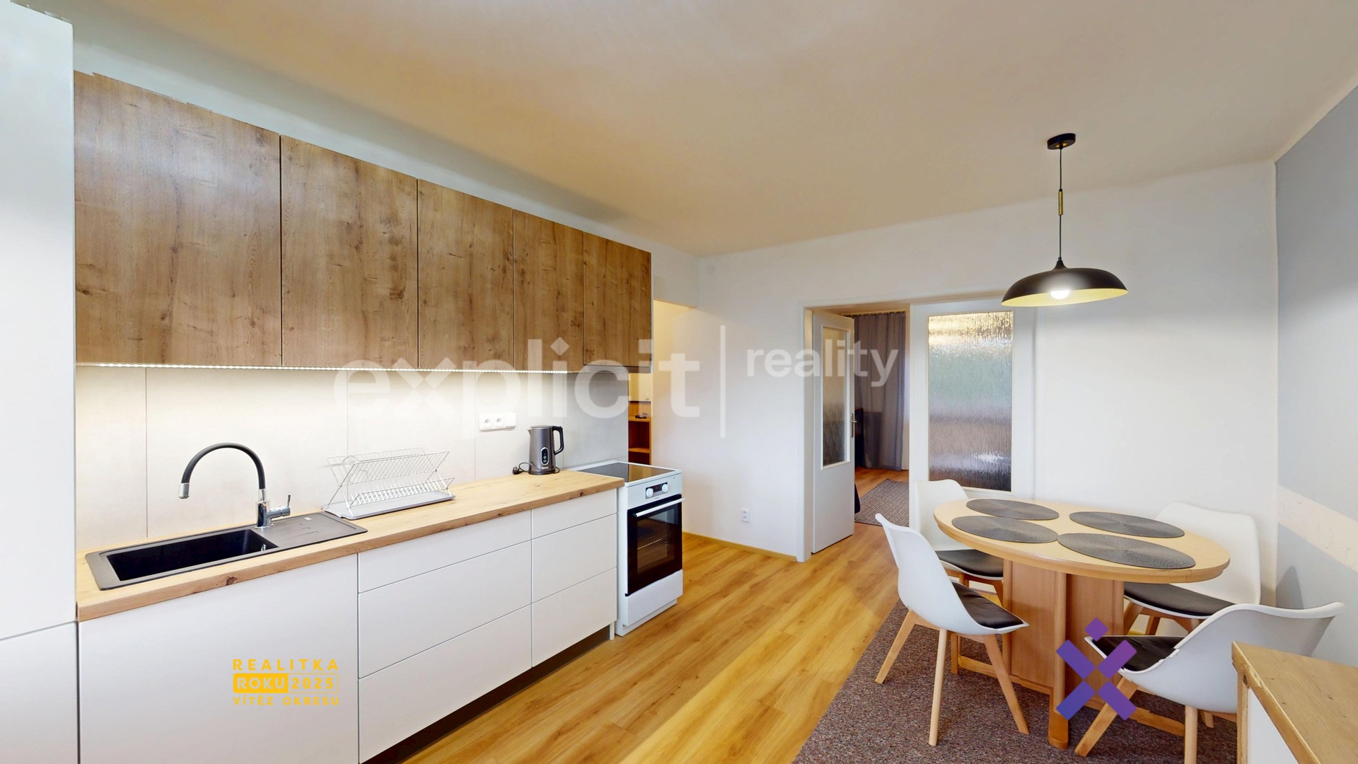 Pronájem bytu 2+1 56 m² - třída Tomáše Bati, Zlín