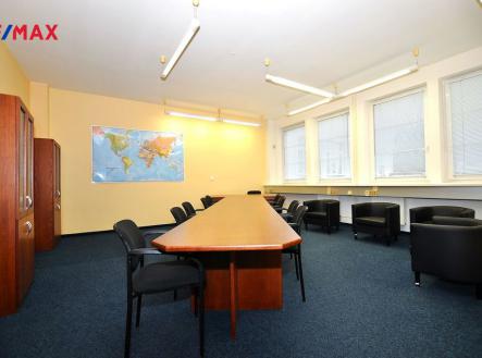 zasedací místnosst ... | Pronájem - kanceláře, 25 m²