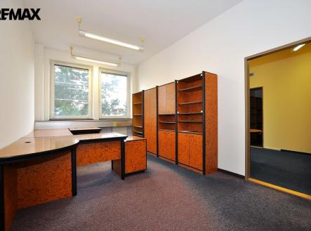 propojené kanceláře ... | Pronájem - kanceláře, 25 m²