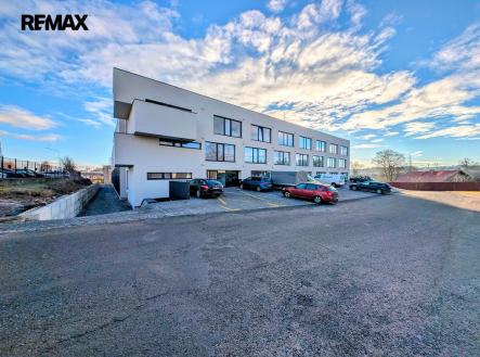 skutečnost ... | Pronájem - kanceláře, 35 m²