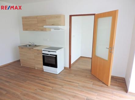 dscn9916.jpg | Pronájem bytu, 1+1, 41 m²