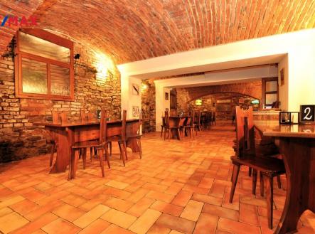 současné vybavení prostor ... | Pronájem - restaurace, 150 m²