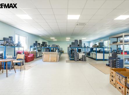 otevřený prostor v 2. NP ... | Prodej - výrobní prostor, 880 m²