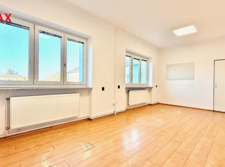 1-1.jpeg | Pronájem - kanceláře, 24 m²