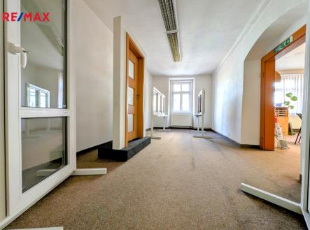 kancelář ... | Pronájem - kanceláře, 58 m²