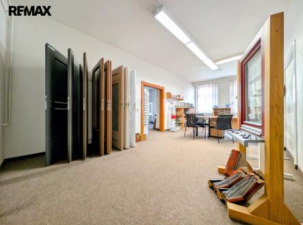 kancelář ... | Pronájem - kanceláře, 58 m²