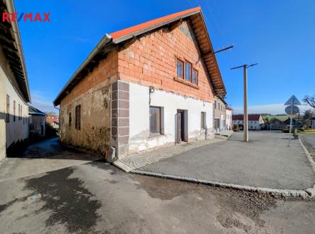 z ulice ... | Prodej - obchodní prostor, 420 m²