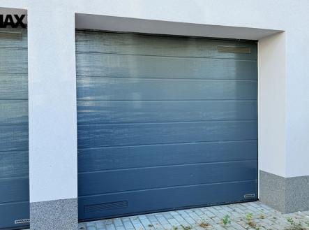 28.jpeg | Prodej - malý objekt/garáž