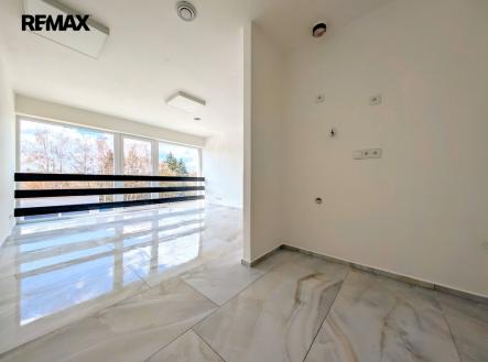 příprava na kk ... | Pronájem - kanceláře, 46 m²