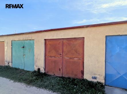 pxl-20260427-133122719-2.jpg | Prodej - malý objekt/garáž