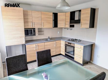 pxl-20260504-145632958-2.jpg | Pronájem bytu, 2+1, 54 m²