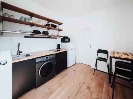 . | Pronájem bytu, 2+kk, 28 m²