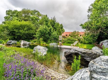 . | Prodej - dům/vila, 420 m²