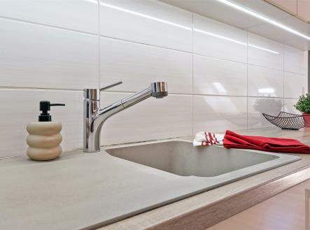 . | Pronájem bytu, 2+kk, 54 m²