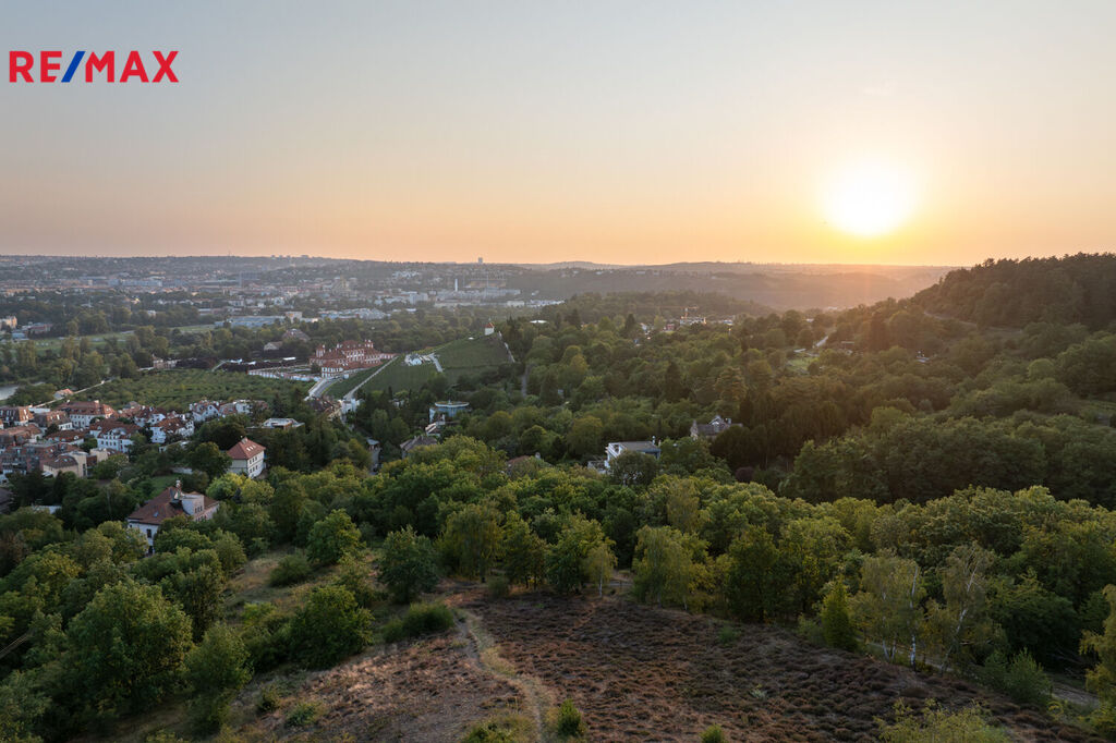 realitni-fotografie-praha-botanicka-zahrada-daniel-cerv-v2-2.jpg