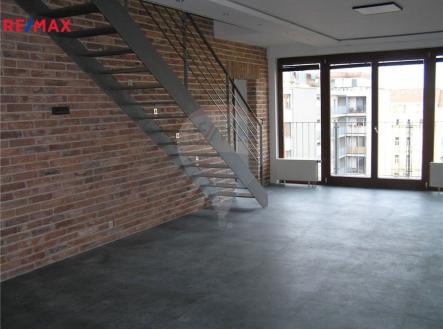 obývací pokoj 1, podlaží | Pronájem bytu, atypický, 168 m²