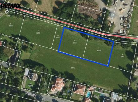 rehak-foto-vyznaceni-pozemku.jpg | Prodej - pozemek pro bydlení, 2 514 m²