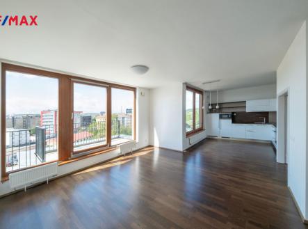 Obývací pokoj s kk | Prodej bytu, 6+1, 157 m²