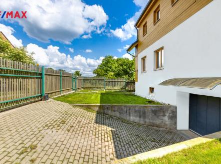 realitn-c3-ad-fotografie-rabyn-c4-9b-daniel-c4-8cerv-46.jpg | Prodej - dům/vila, 233 m²