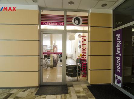 001.jpg | Pronájem - obchodní prostor, 80 m²