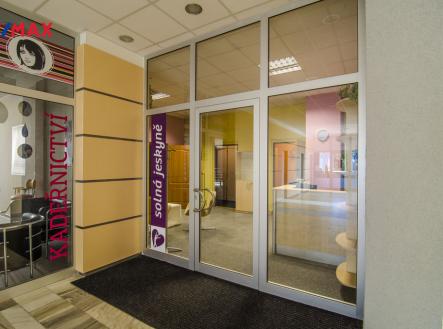 1-2.jpg | Pronájem - obchodní prostor, 72 m²