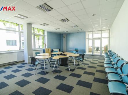 1-1.jpg | Pronájem - obchodní prostor, 81 m²