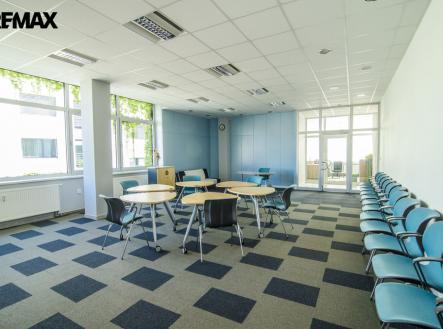 1-1.jpg | Pronájem - obchodní prostor, 81 m²