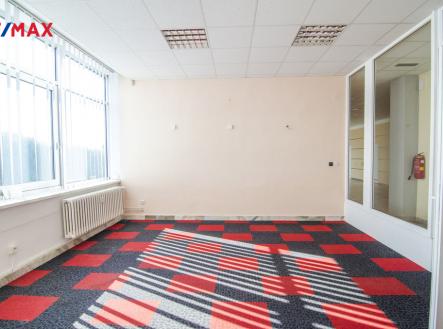 2-3.jpg | Pronájem - kanceláře, 28 m²