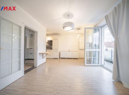 03.jpg | Prodej bytu, 1+kk, 36 m²