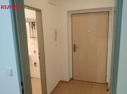 whatsapp-image-2022-01-24-at-12-33-15.jpeg | Pronájem bytu, 1+kk, 37 m²