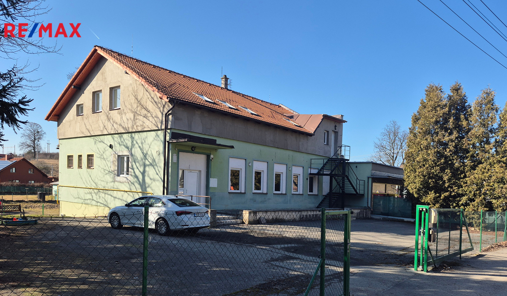 01.jpg