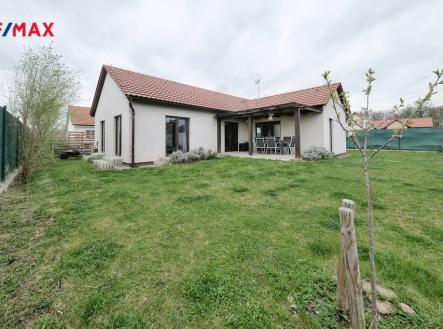 Dům ze zahrady | Prodej - dům/vila, 113 m²