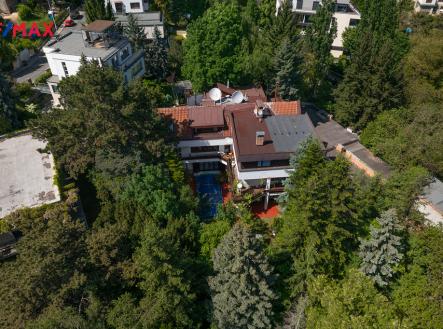 realitni-fotografie-praha-barrandov-daniel-cerv-1.jpg | Prodej - dům/vila, 950 m²