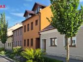Pronájem bytu, 2+kk, 75 m²