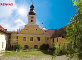 Prodej - hotel, 6 000 m²