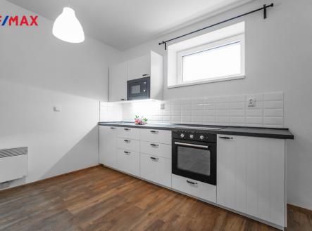 dsc06790.jpg | Pronájem bytu, 1+kk, 50 m²