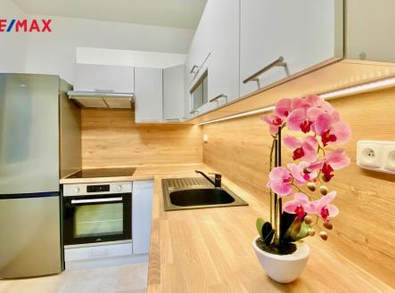 Pronájem bytu, 1+1, 33 m² obrázek