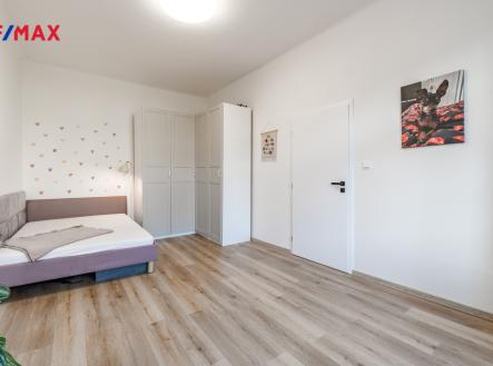 Ložnice 1 | Pronájem bytu, 3+kk, 61 m²