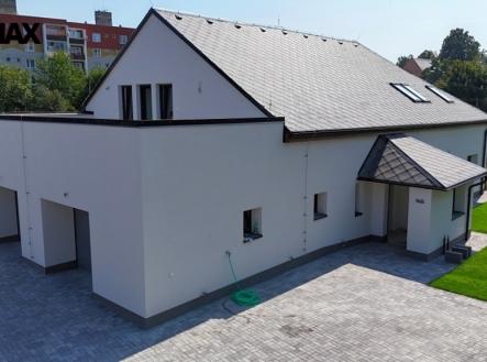 02.jpg | Prodej - dům/vila, 321 m²