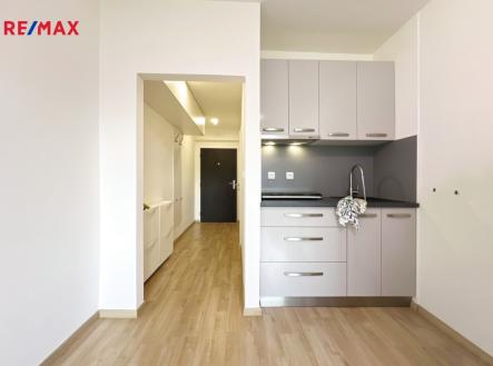 v-bloku-praha-5-jinonice-13.jpg | Prodej bytu, 1+kk, 24 m²